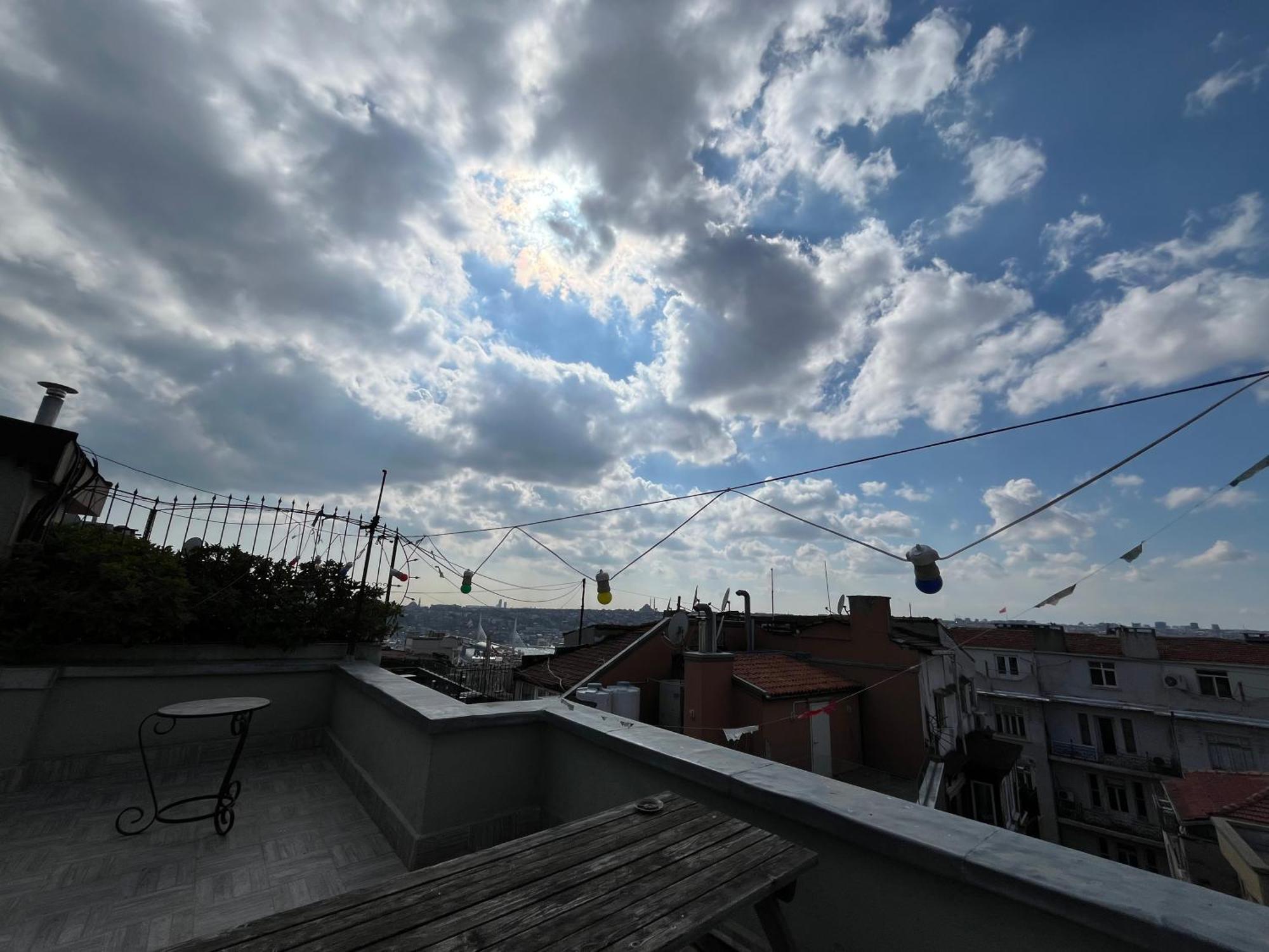 イスタンブールGanbaru Tours - Flats In Galataアパートメント エクステリア 写真