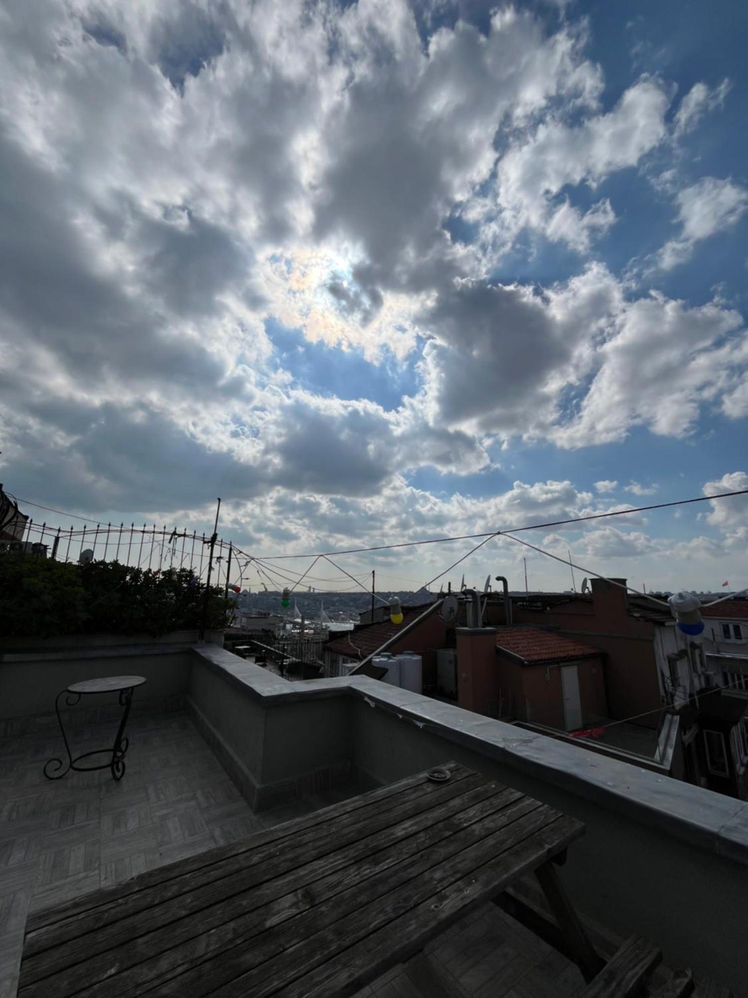 イスタンブールGanbaru Tours - Flats In Galataアパートメント エクステリア 写真