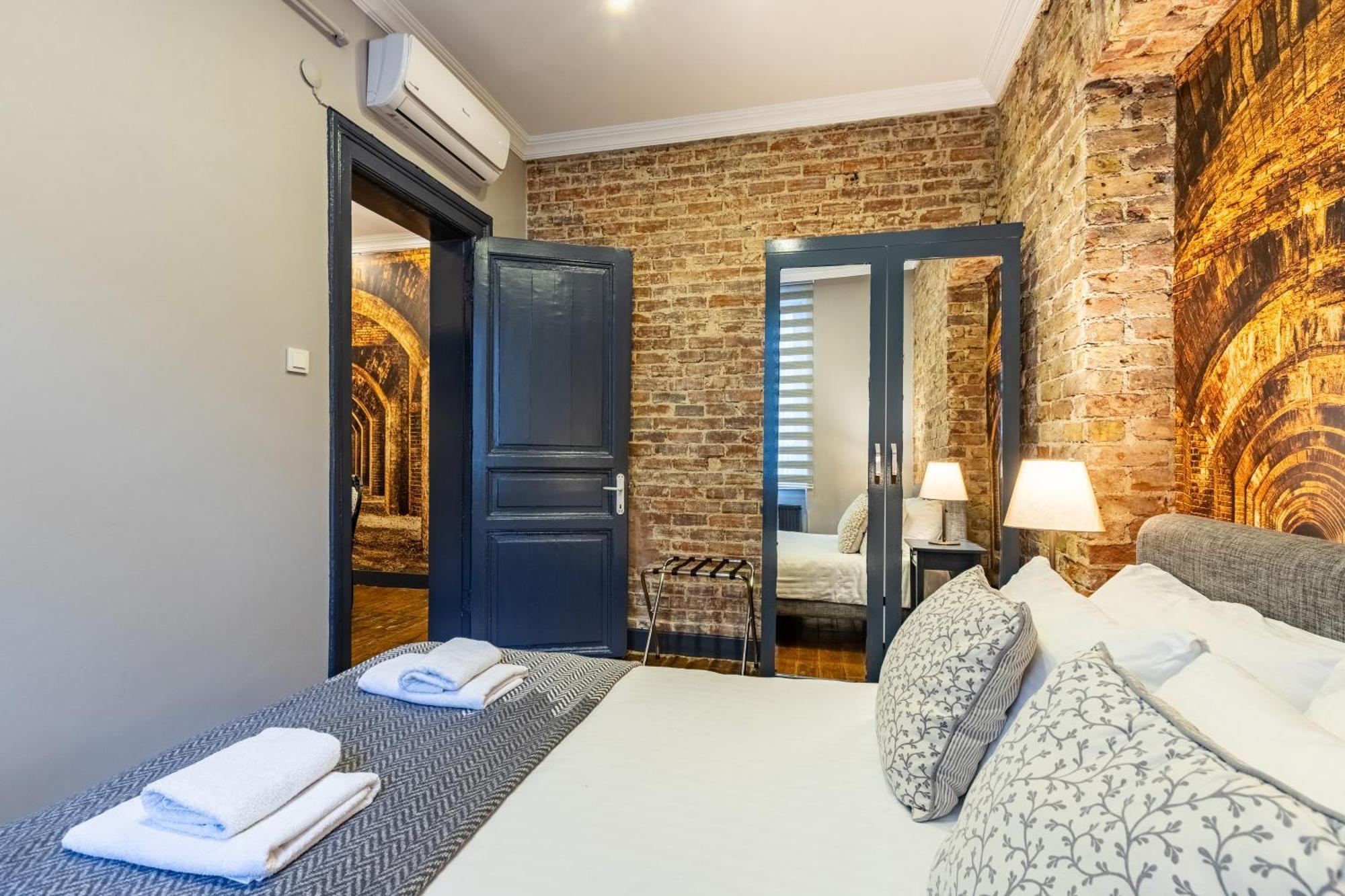 イスタンブールGanbaru Tours - Flats In Galataアパートメント エクステリア 写真