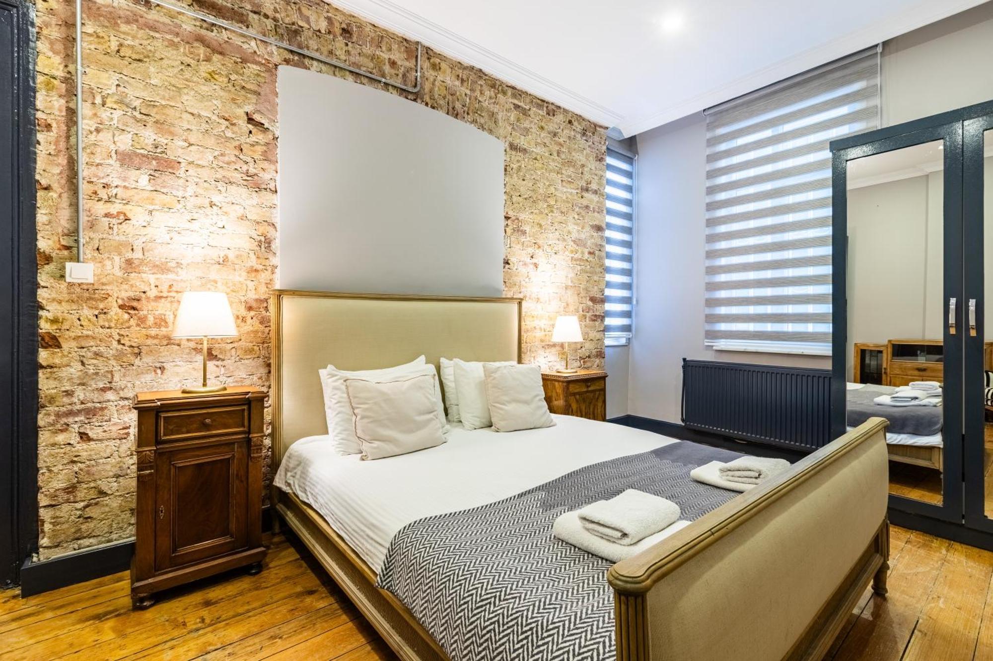 イスタンブールGanbaru Tours - Flats In Galataアパートメント エクステリア 写真