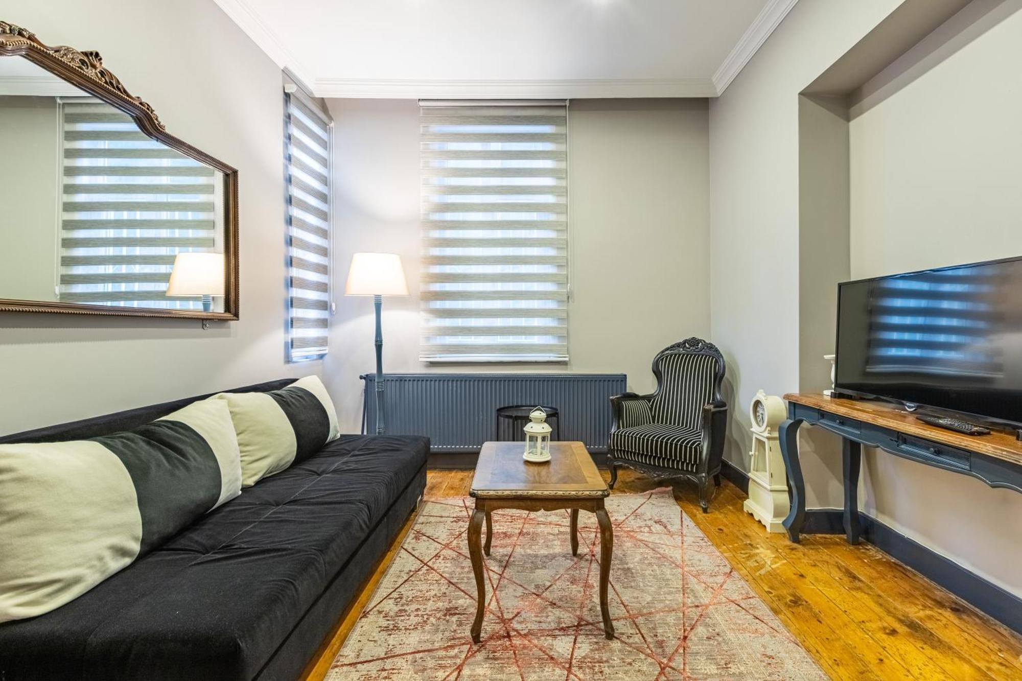 イスタンブールGanbaru Tours - Flats In Galataアパートメント エクステリア 写真